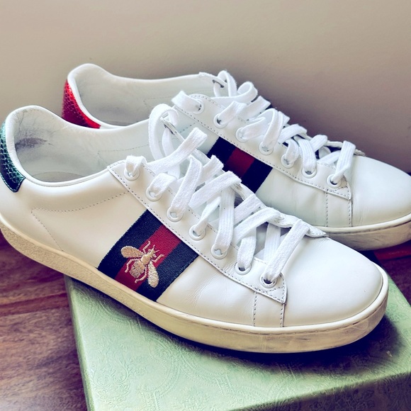 Pre-loved Authentic Gucci Ace Sneakers with Bee 🐝 - Picture 8 of 8